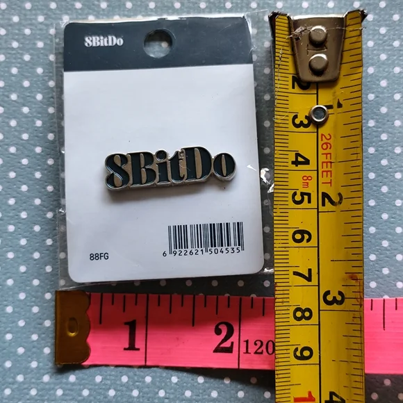 3/$20💗8BitDo Logo Pin - Picture 3 of 3